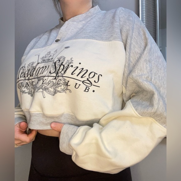 Vintage cropped golf club sweatshirt size large - Picture 2 of 4